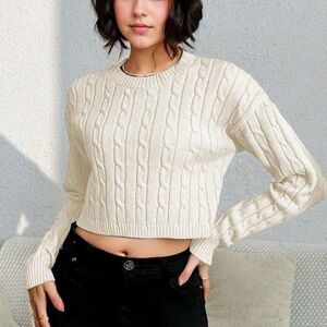 Divided cable knit ivory white cropped sweater
